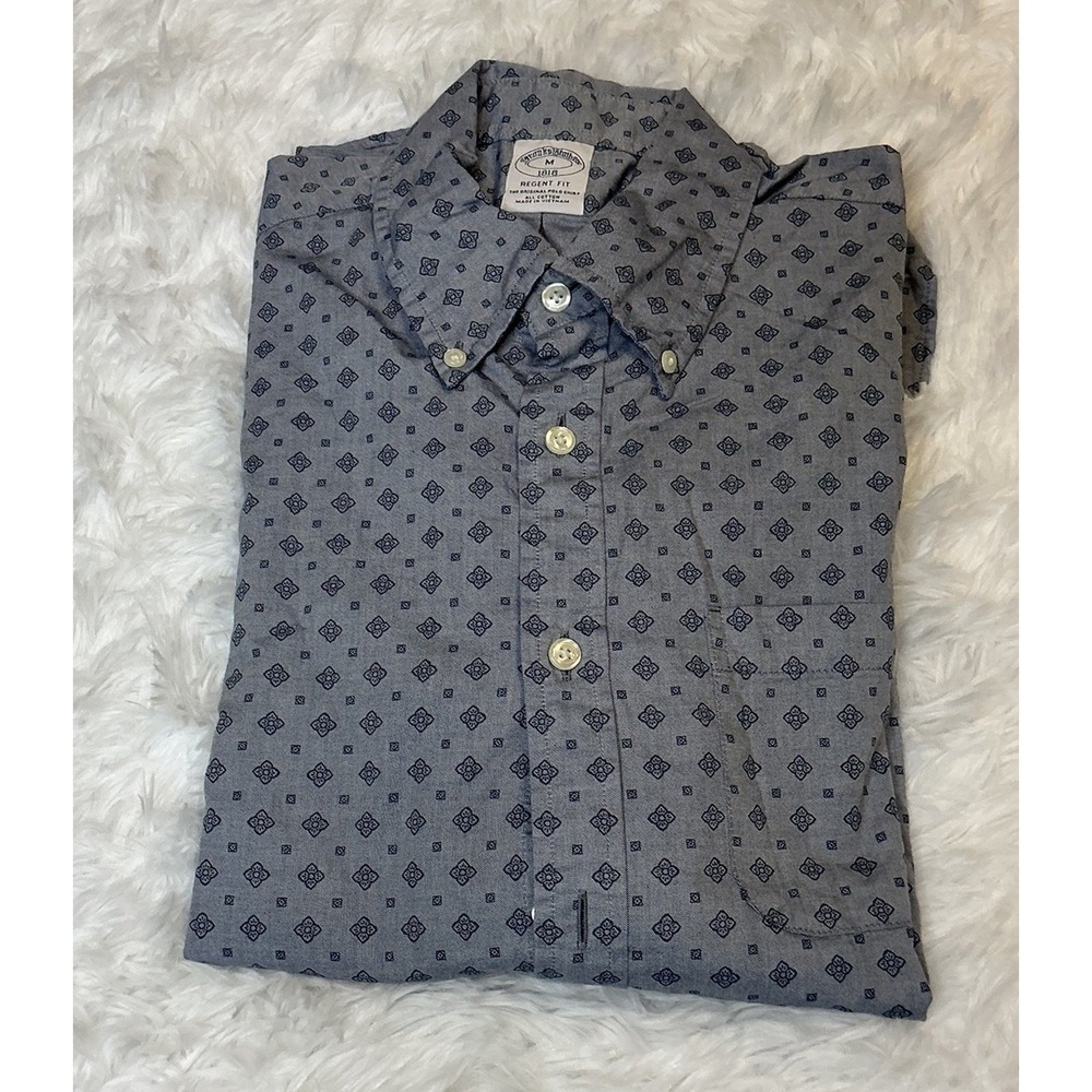Brooks Brothers Regent Fit‎ Med Button Down Long Sleeve 100% Cotton Shirt